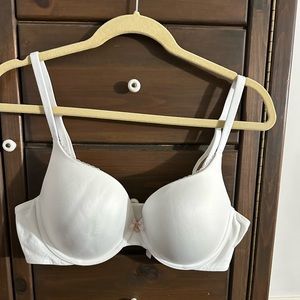 Body by Victoria perfect shape bra 38C white with pink bow